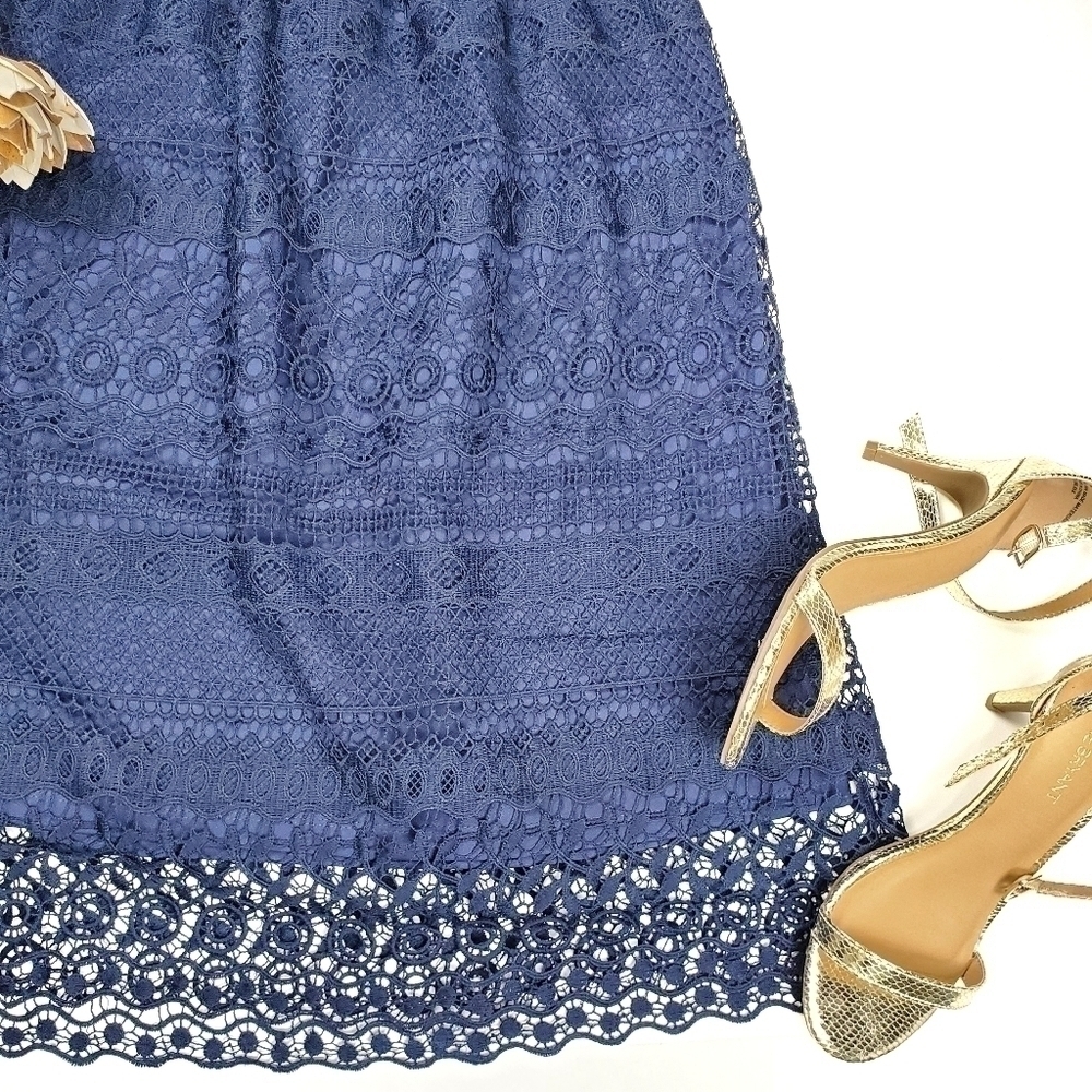 J. Gee Blue Eyelet Embroidered Lace Skirt Sz M - Picture 8 of 11